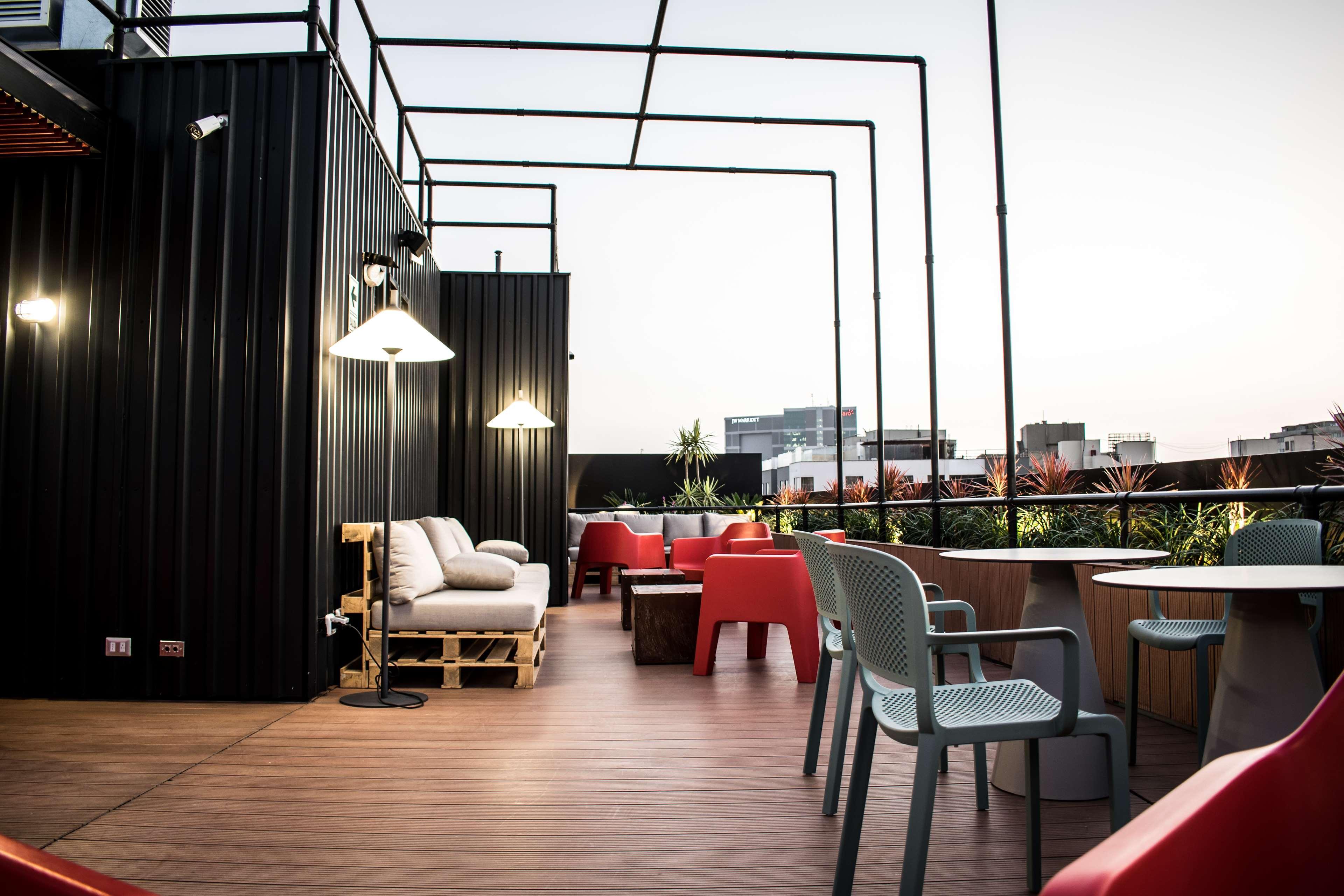 Radisson Red Miraflores Lima Exterior photo