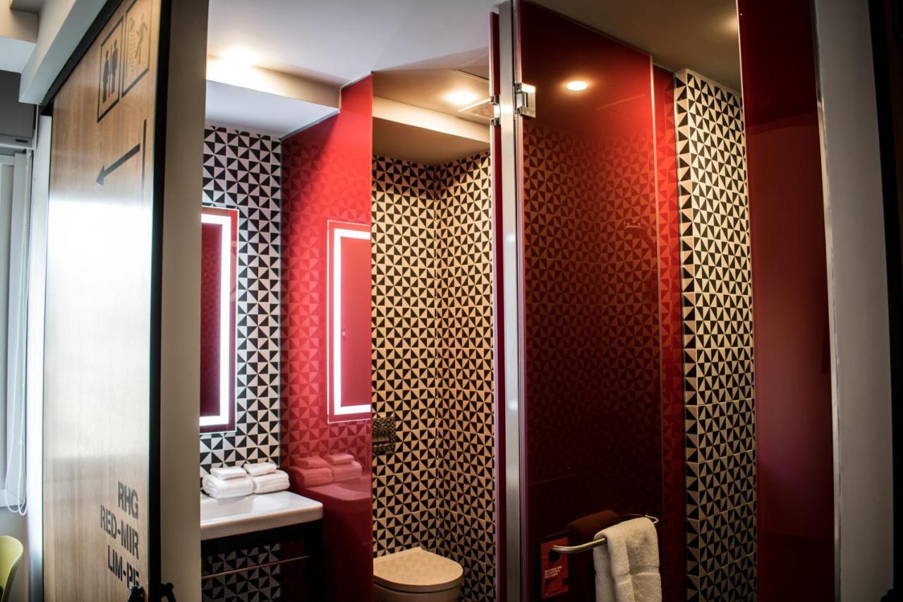 Radisson Red Miraflores Lima Exterior photo
